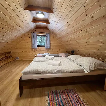 Olivia * Оравска-Лесна